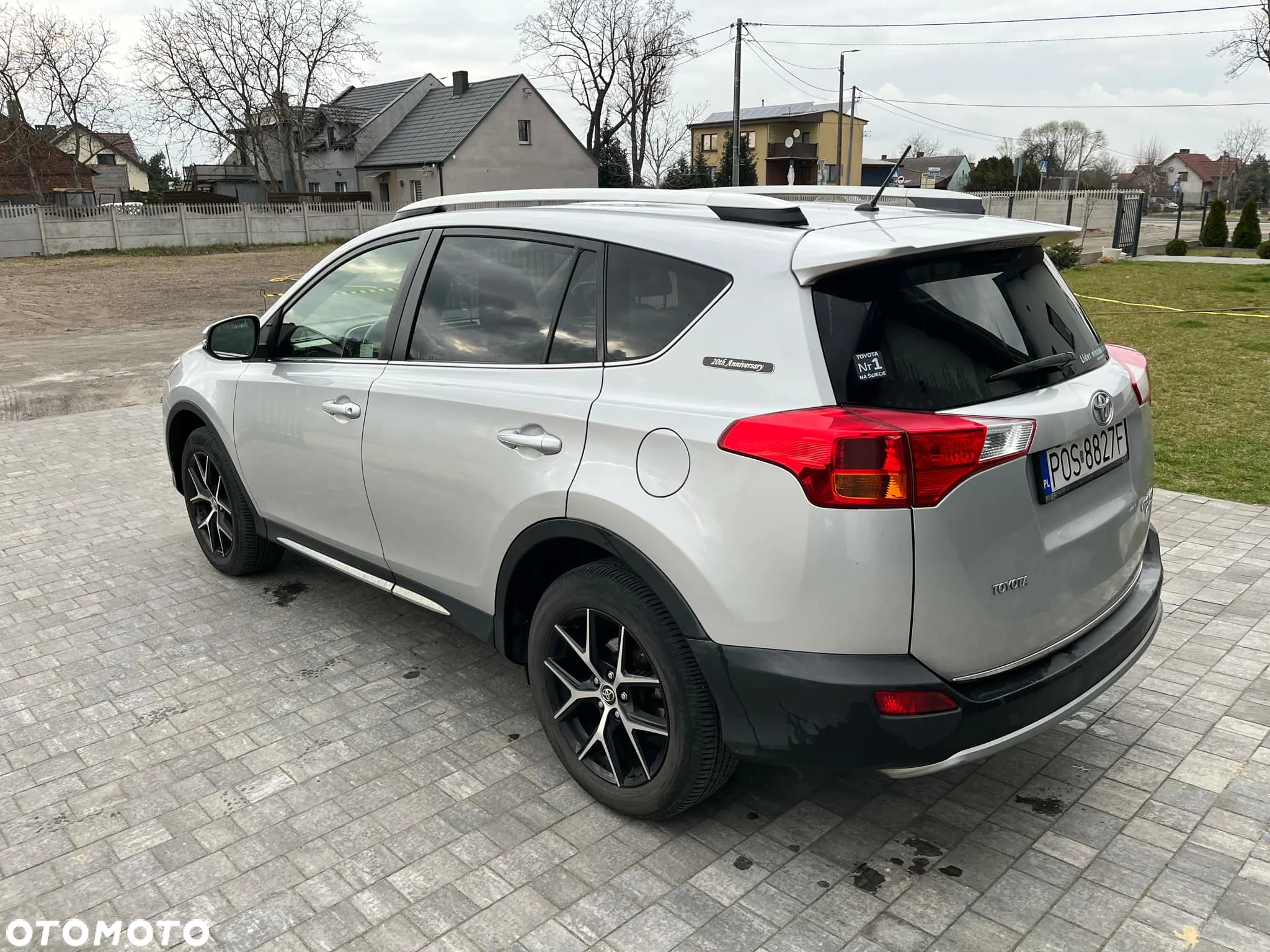 Toyota RAV4 - 9