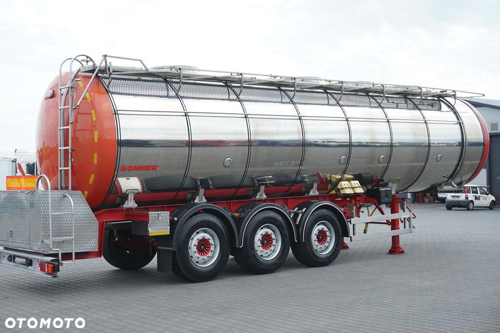 Sommer CYSTERNA SPOZYWCZA / 28 374 LITRÓW / 4 KOMOROWA /  WEBASTO / POMPA - 18