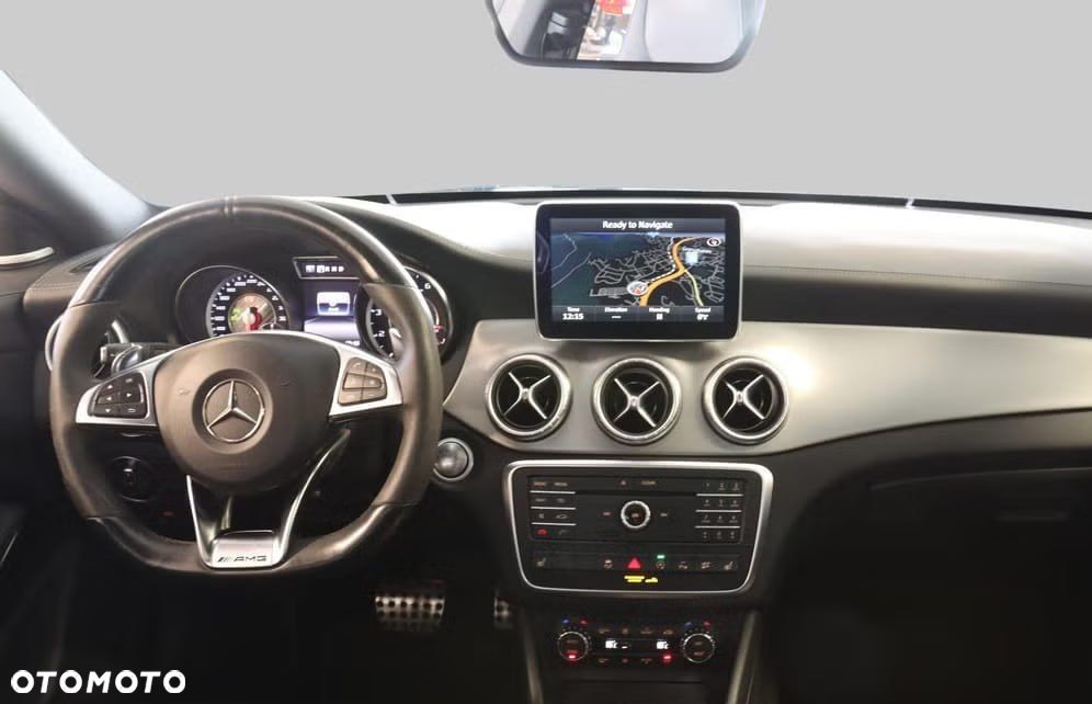Mercedes-Benz CLA AMG 45 4-Matic - 23
