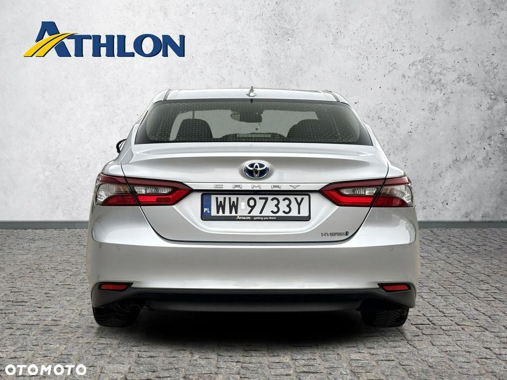 Toyota Camry 2.5 Hybrid Comfort CVT - 4