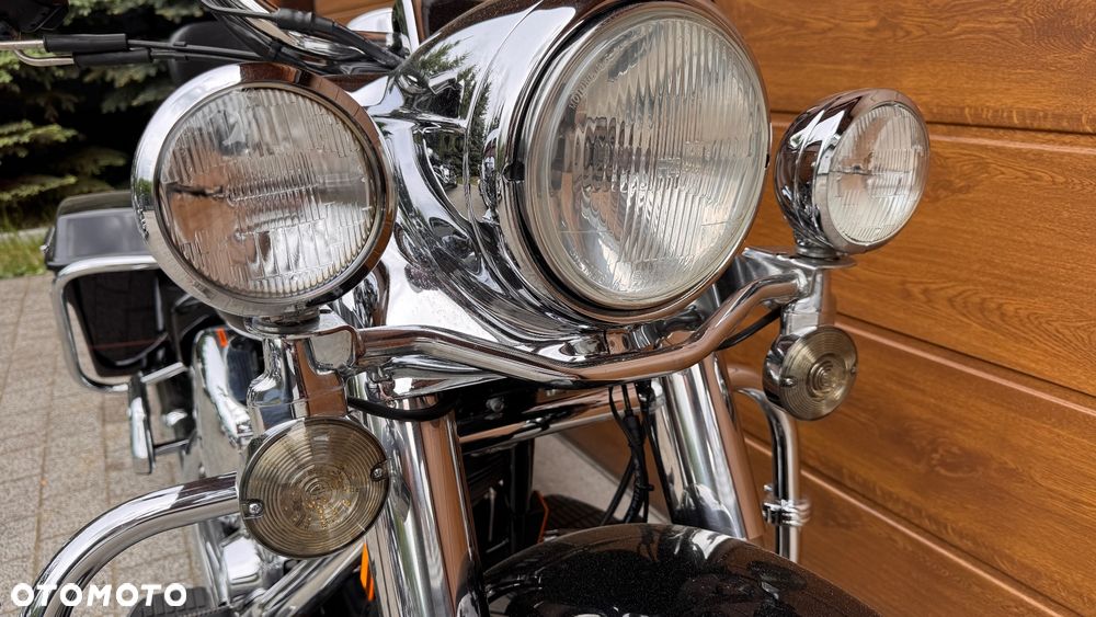 Harley-Davidson Touring Road King - 11