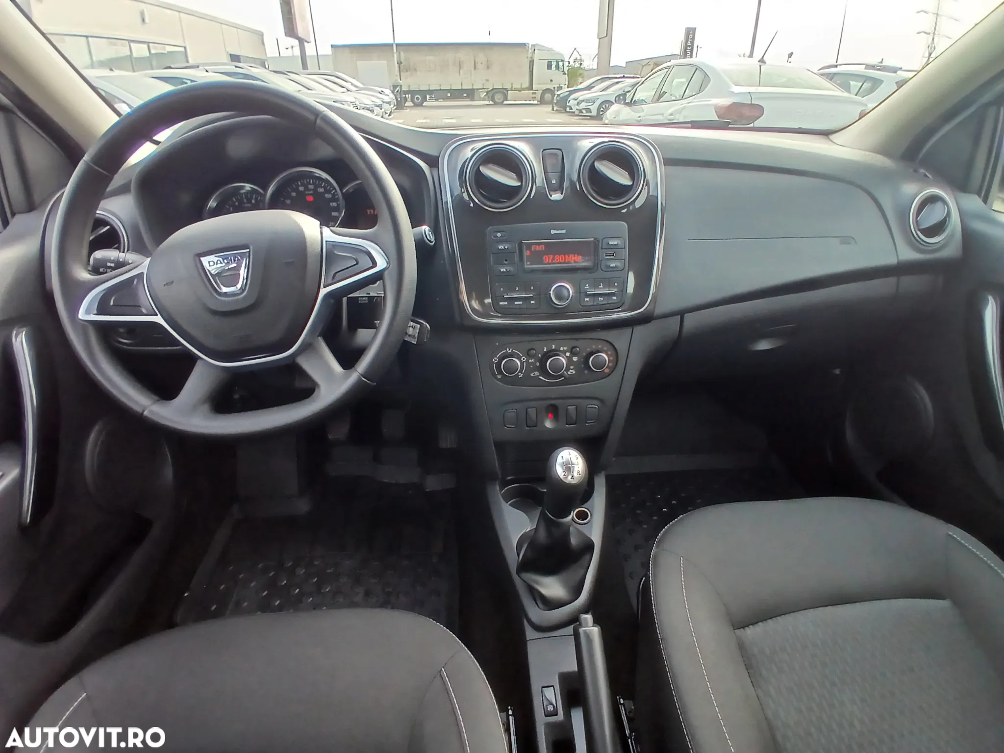 Dacia Logan 1.0 SCe Laureate - 6
