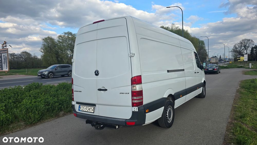 Mercedes-Benz Sprinter - 5