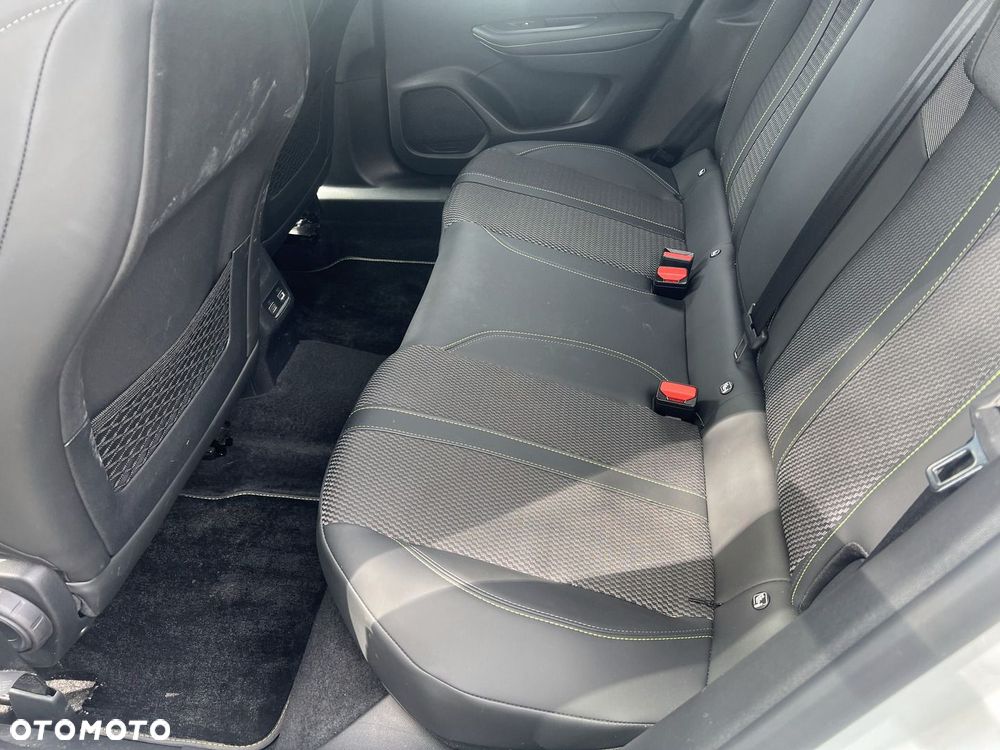 Peugeot 2008 1.2 PureTech GT S&S EAT8 - 9