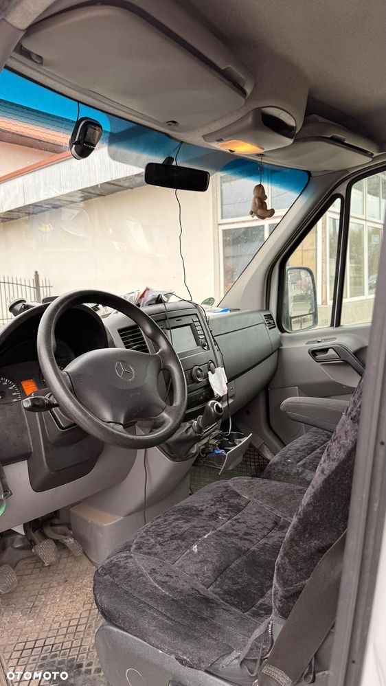 Mercedes-Benz Sprinter - 6