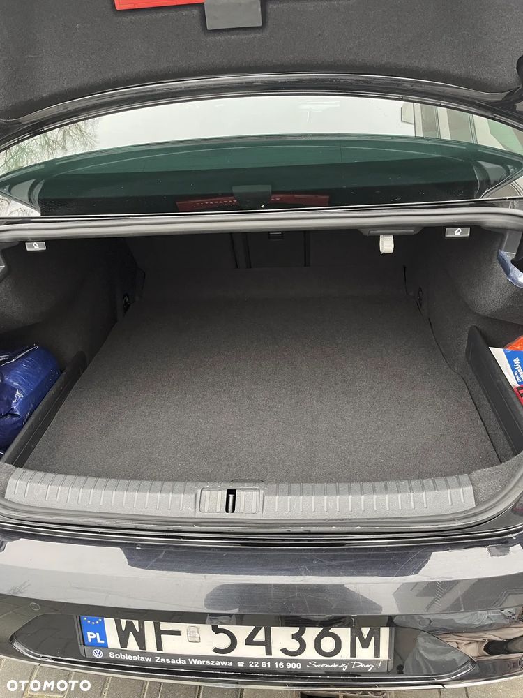 Volkswagen Passat 1.8 TSI BMT Highline DSG - 27