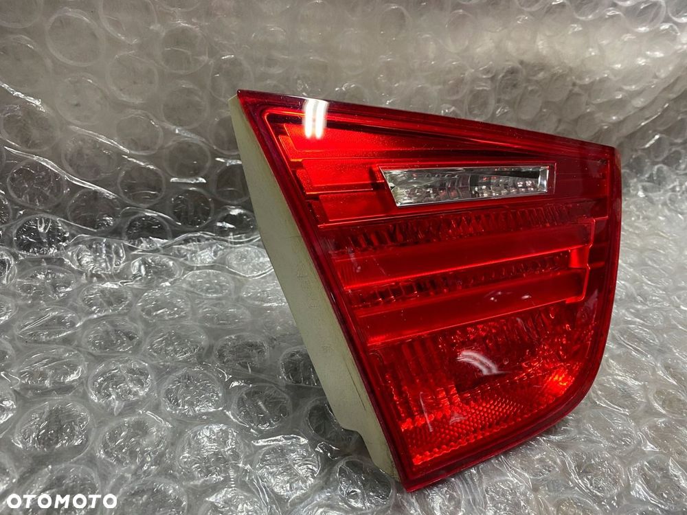 LAMPA TYŁ LEWA W KLAPĘ BMW E91 LCI 7154161 - 2