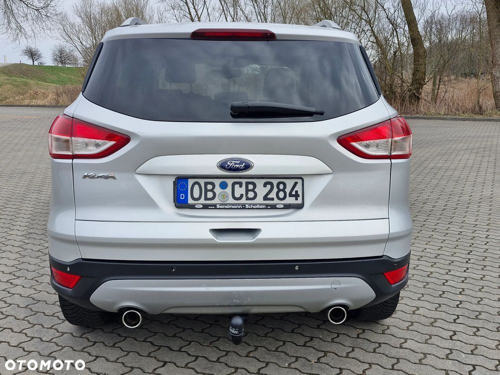Ford Kuga 2.0 TDCi 4x4 Titanium - 6