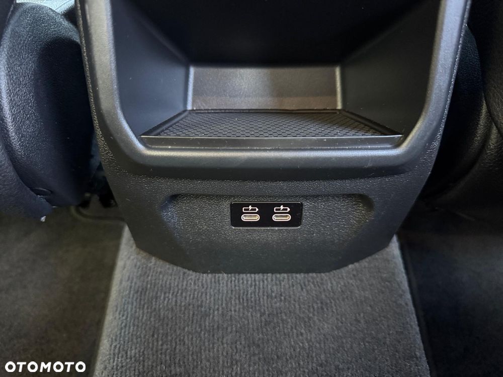BMW Seria 2 220i Advantage sport - 35