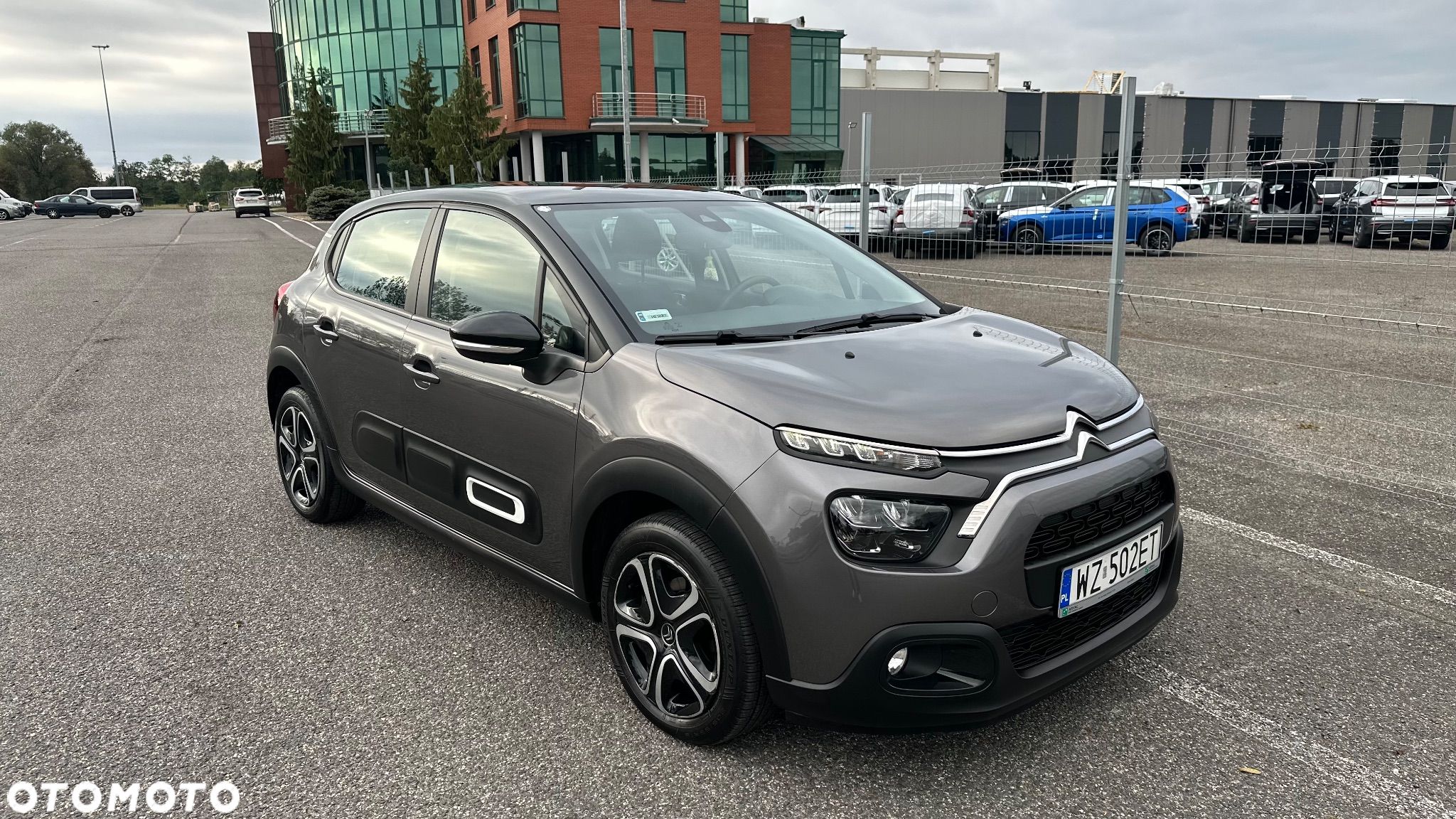 Citroën C3 1.2 PureTech Shine S&S EAT6 - 1