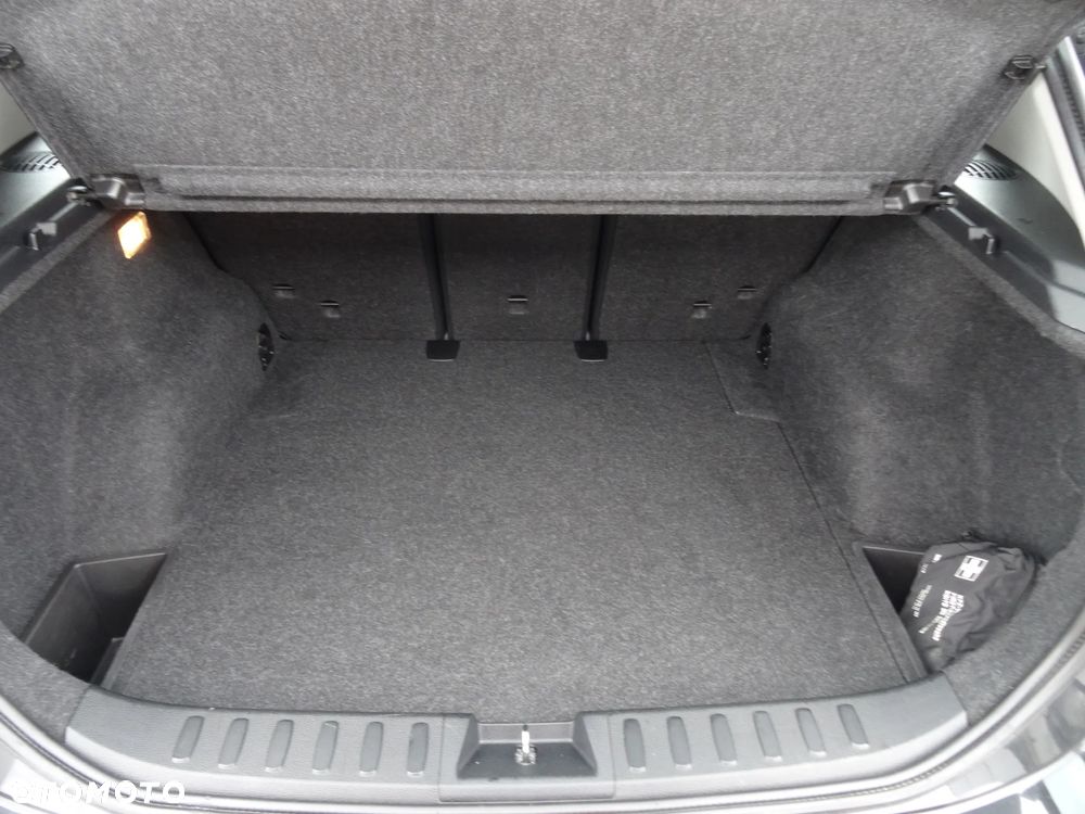BMW X1 sDrive18d - 16