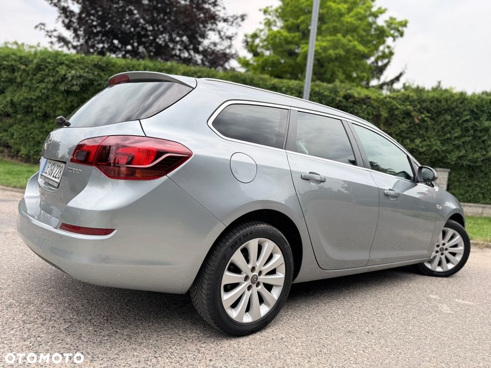 Opel Astra 1.4 T Enjoy S&S - 15