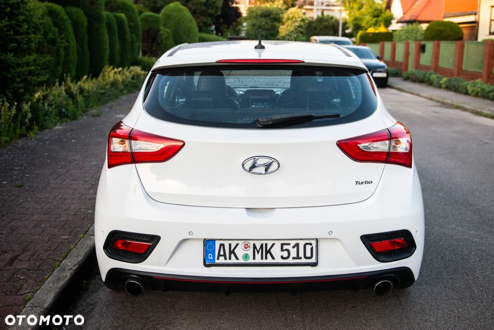 Hyundai i30 1.6 T GDI Turbo - 6