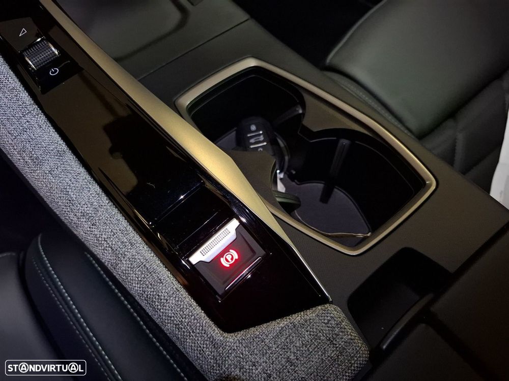 Peugeot E-3008 73 kWh GT - 21