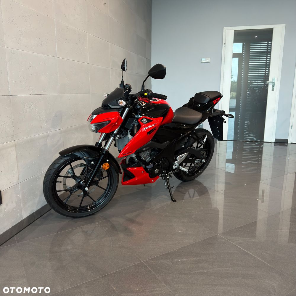 Suzuki GSX - 7