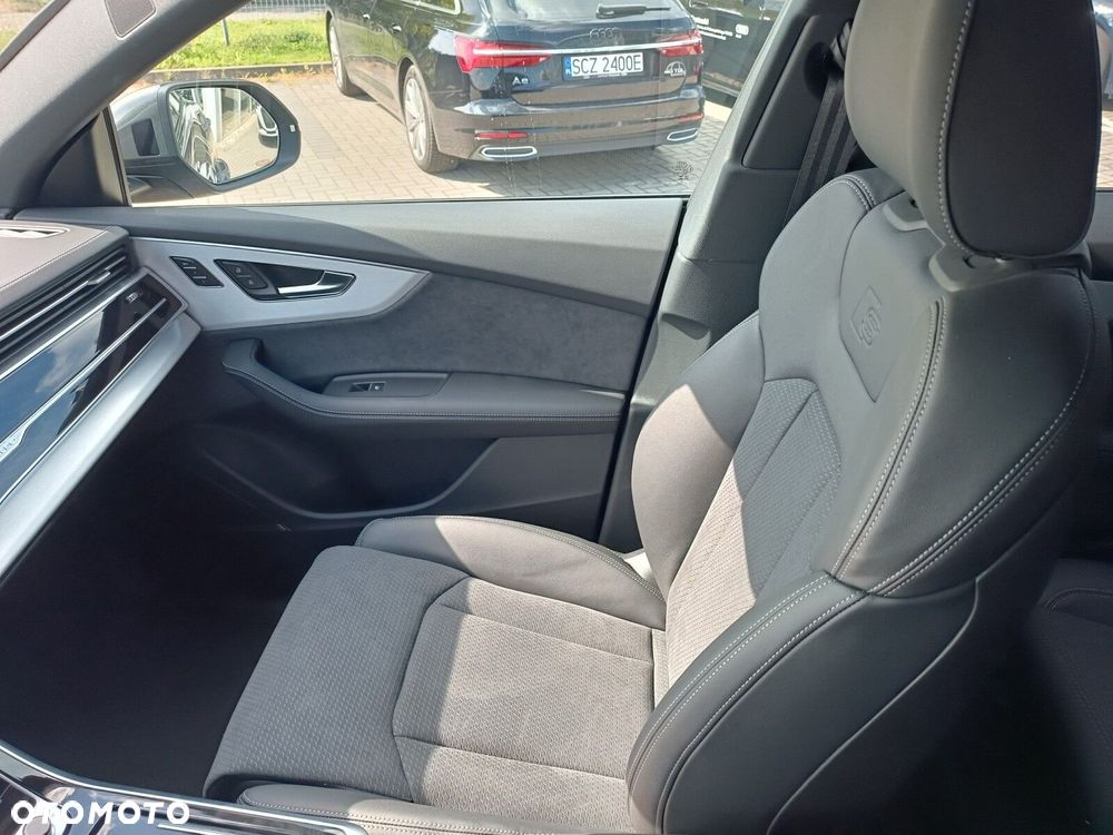 Audi Q8 - 18