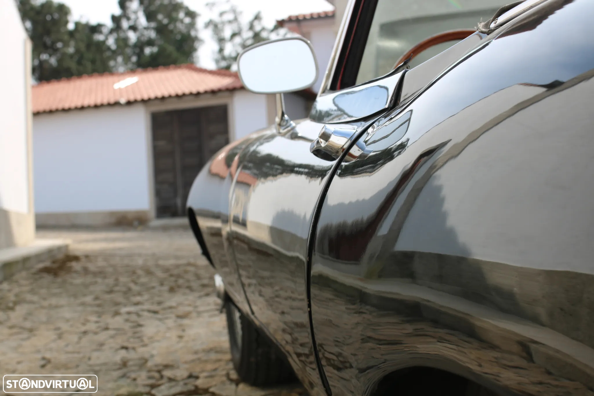Jaguar E-Type - 6