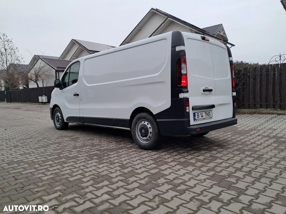 Renault TRAFIC - 2