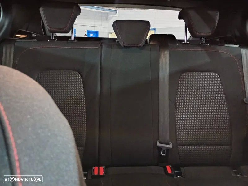 Ford Focus 1.0 EcoBoost MHEV ST-Line - 23