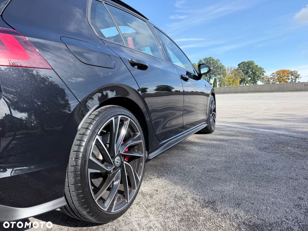 Volkswagen Golf - 19