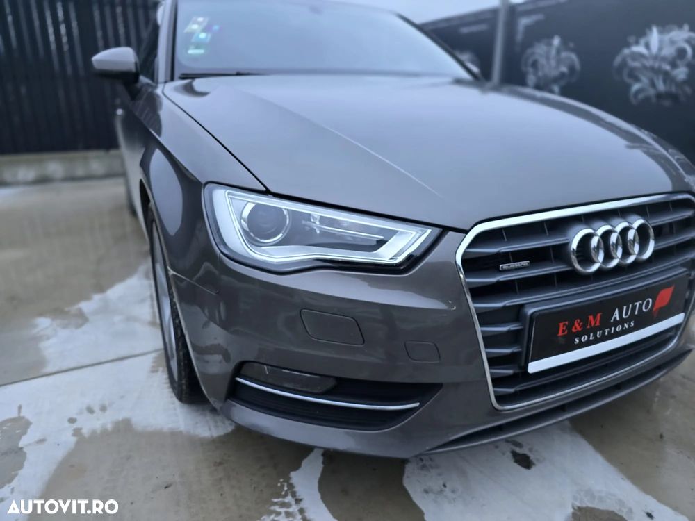 Audi A3 2.0 TDI Sportback quattro S tronic sport - 2