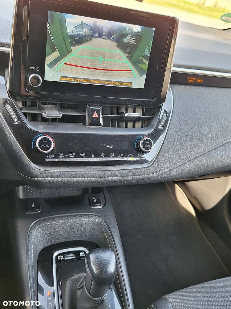Toyota Corolla - 18