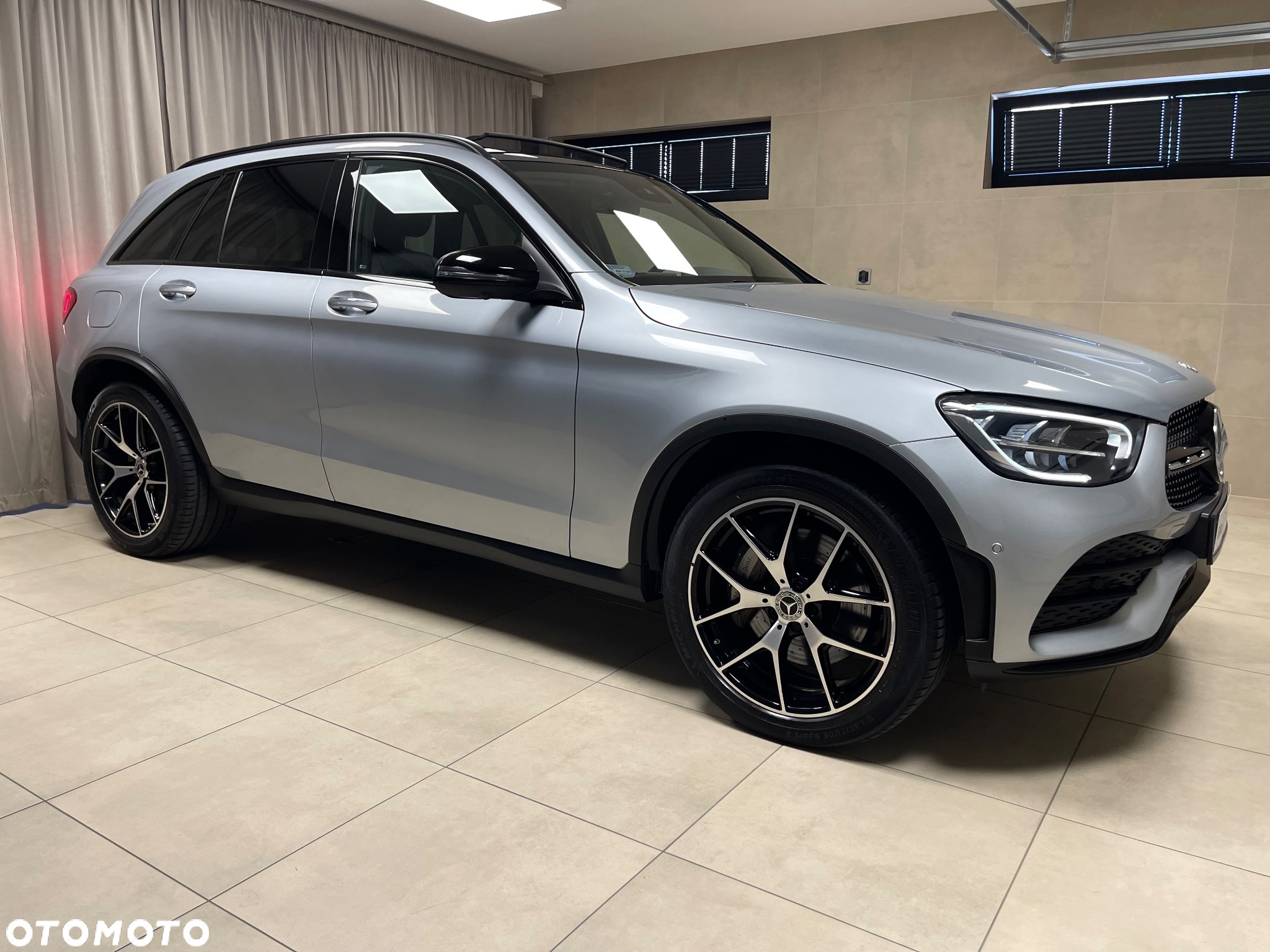 Mercedes-Benz GLC 300 d 4-Matic - 29