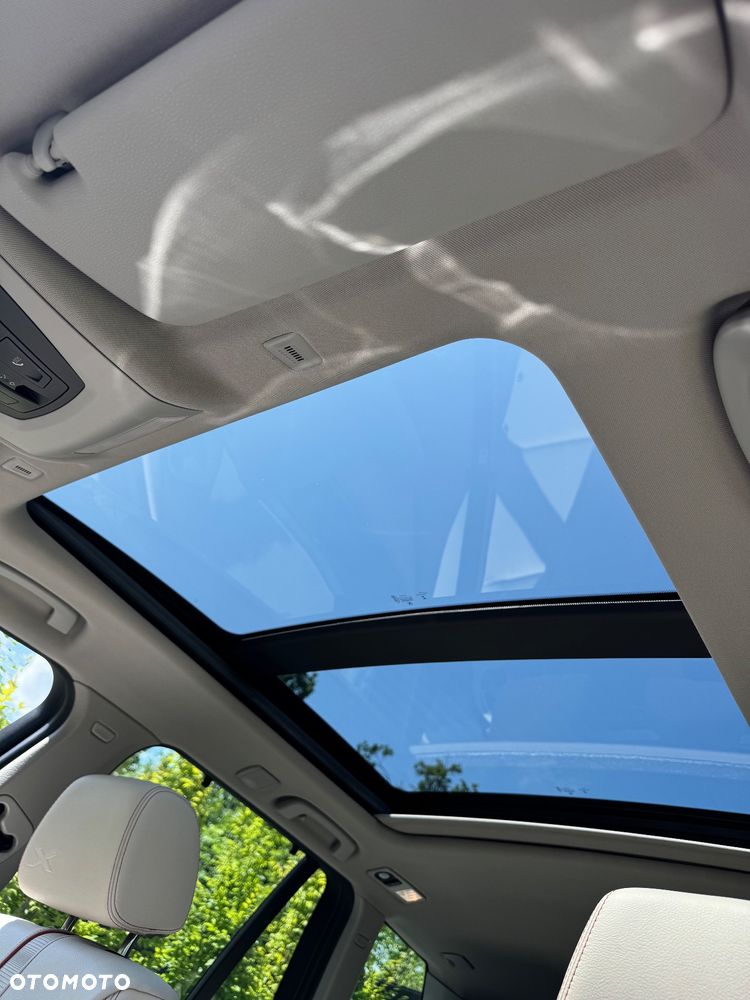 BMW X3 xDrive20d xLine - 32