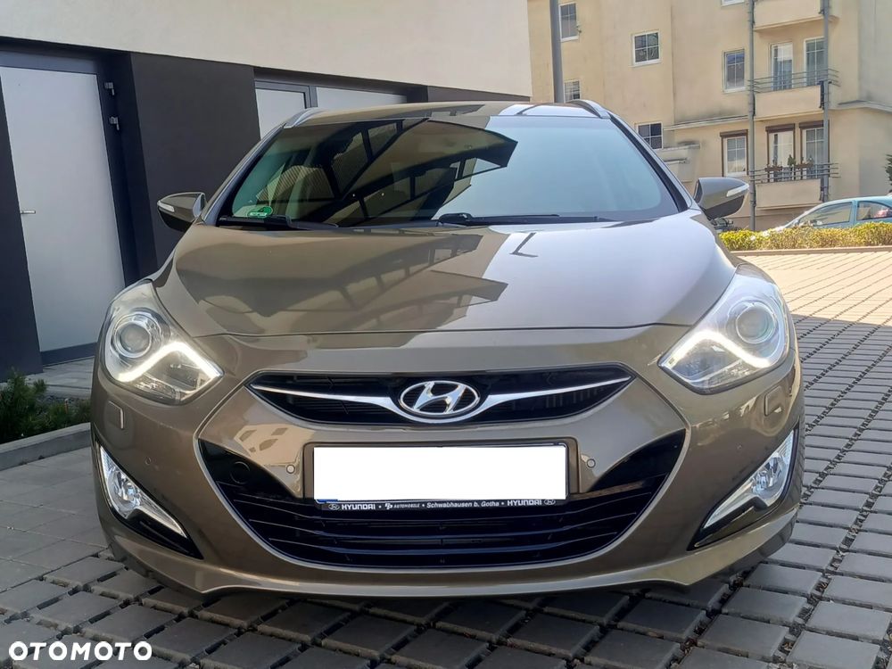 Hyundai i40 i40cw 1.7 CRDi Fifa World Cup Edition - 2