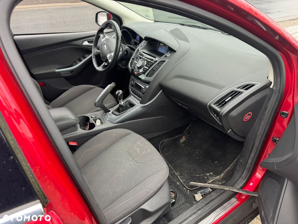 Ford Focus 1.6 TDCi DPF Titanium - 5