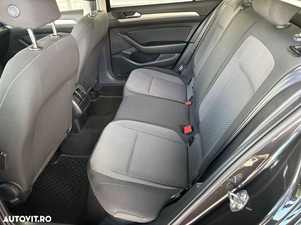 Volkswagen Passat Variant 1.5 TSI ACT OPF DSG Comfortline - 32