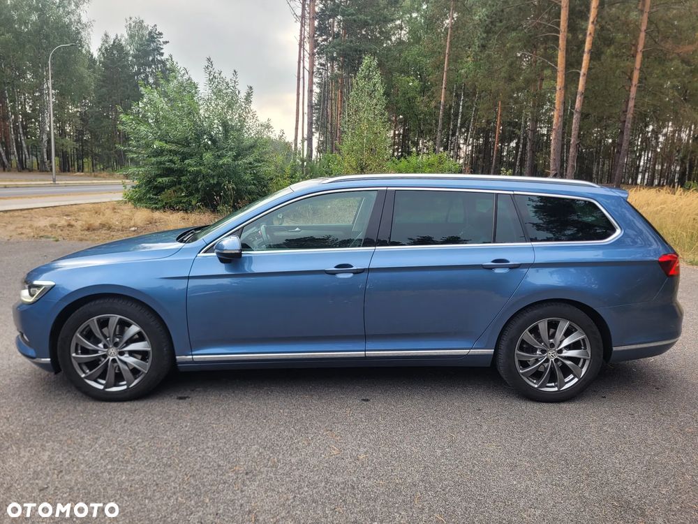 Volkswagen Passat - 4