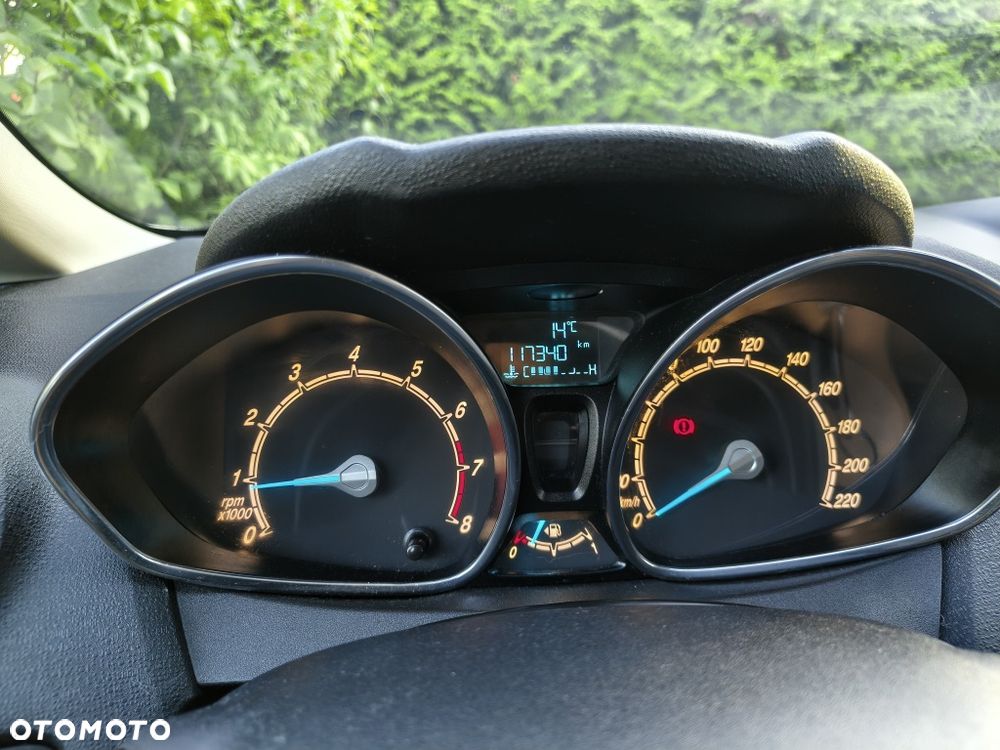Ford Fiesta - 8