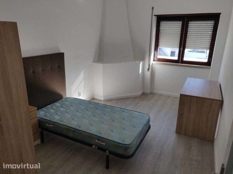 T5 Remodelado e Mobilado | Quinta do Amieiro | Castelo Branco - Grande imagem: 4/11