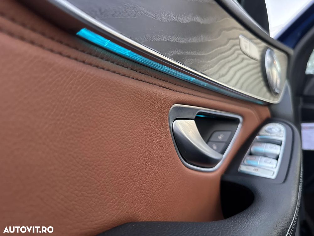 Mercedes-Benz GLC 250 d 4Matic 9G-TRONIC AMG Line - 31