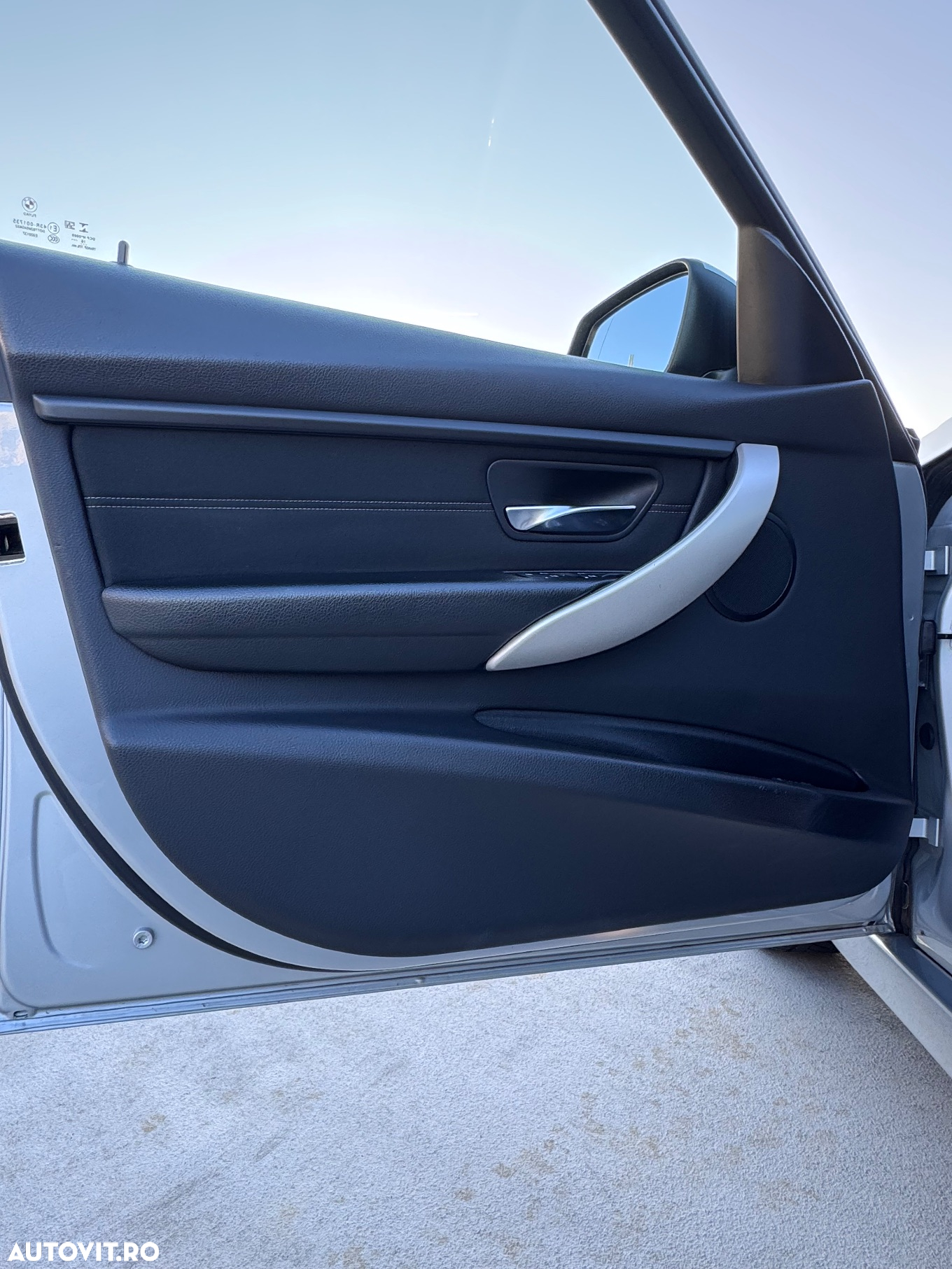 BMW Seria 3 318d Touring Aut. - 17