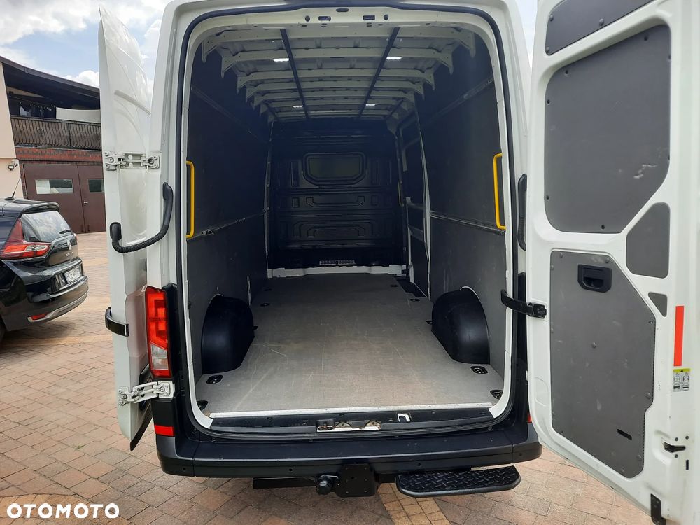 Volkswagen Crafter  - L4 H3 - 12