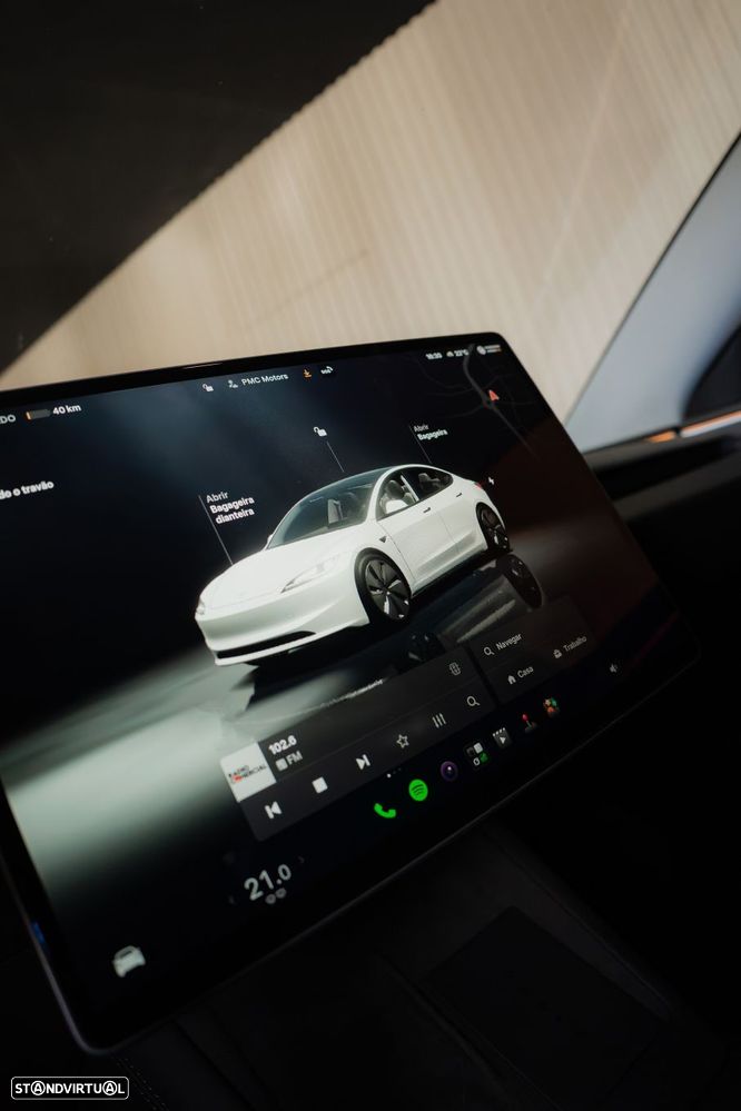 Tesla Model 3 Tração Traseira - 45