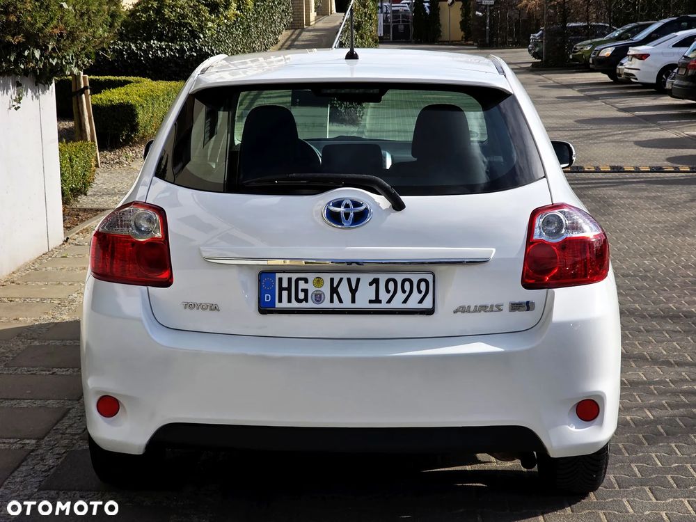 Toyota Auris 1.8 HSD Luna - 7