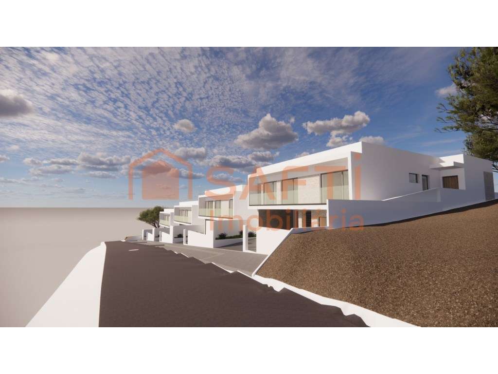 Moradia de 1º Andar T3+1, com garagem em Leiria. - Grande imagem: 2/14
