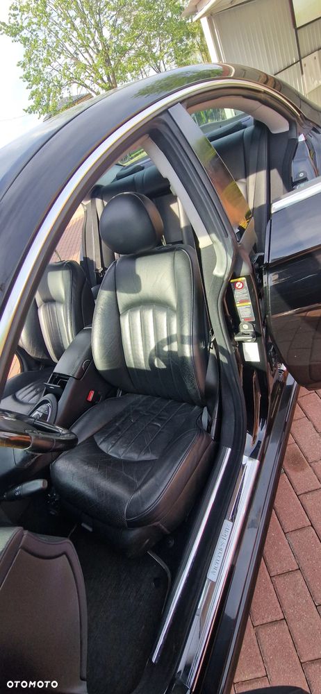 Mercedes-Benz CLS - 25