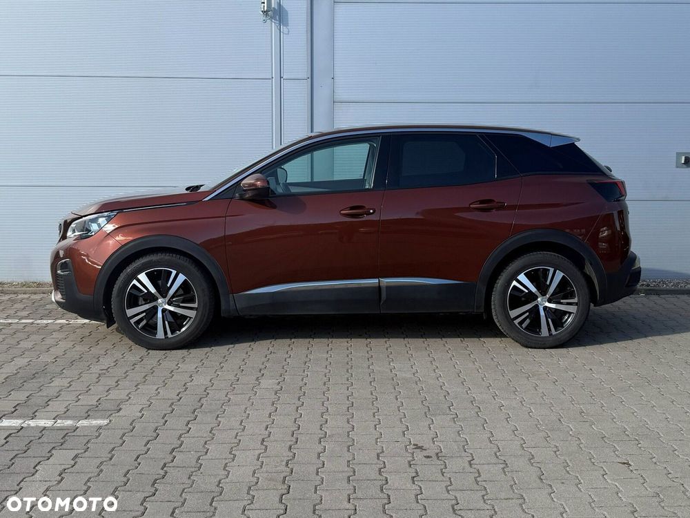 Peugeot 3008 1.2 PureTech Allure S&S EAT8 - 5
