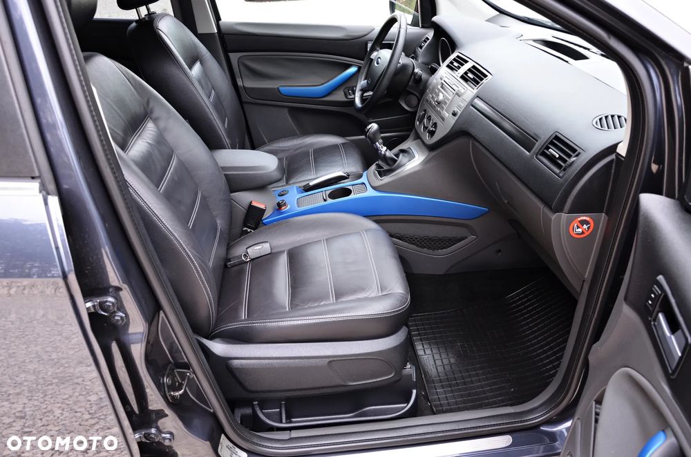 Ford Kuga 2.5 4x4 Trend - 6