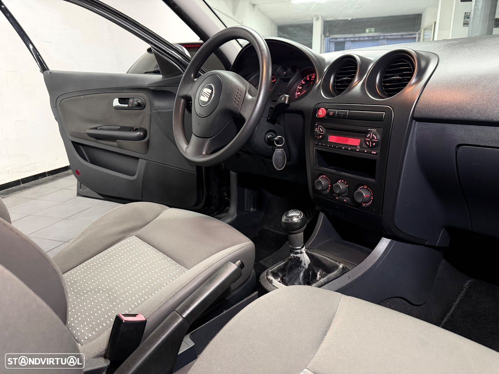 SEAT Ibiza 1.2 12V Reference - 11