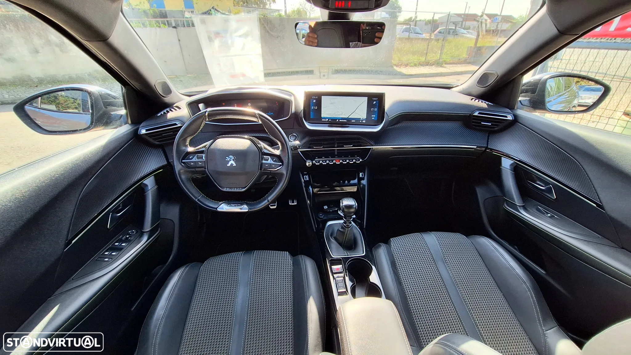 Peugeot 2008 1.5 BlueHDi GT Line - 4