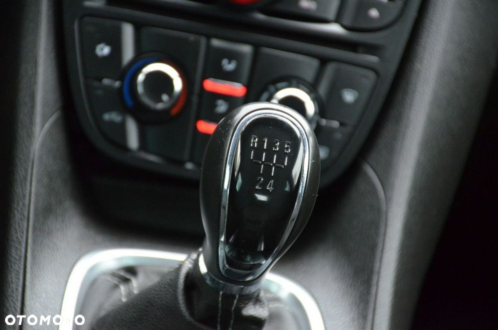Opel Meriva - 32