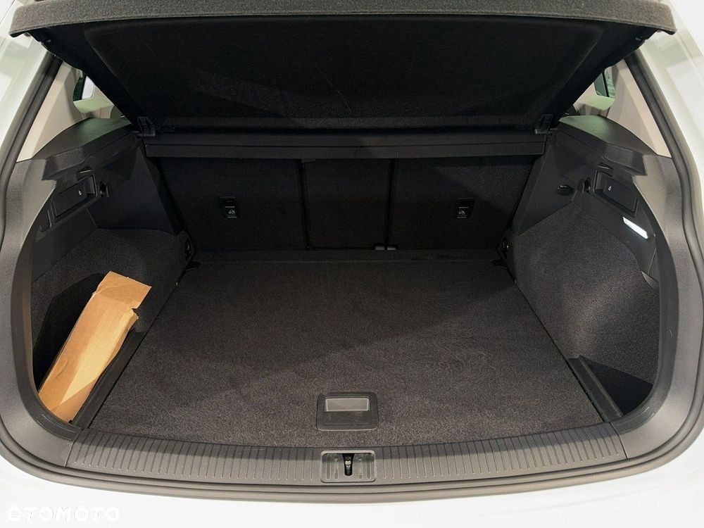 Volkswagen Tiguan - 14