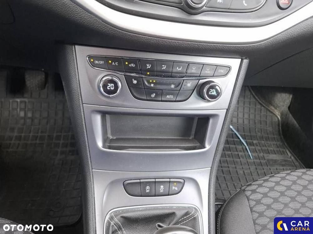 Opel Astra - 27
