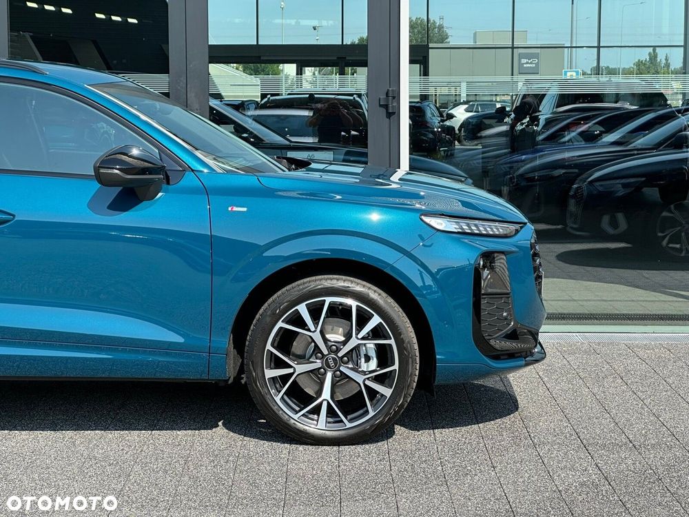 Audi Q3 - 6