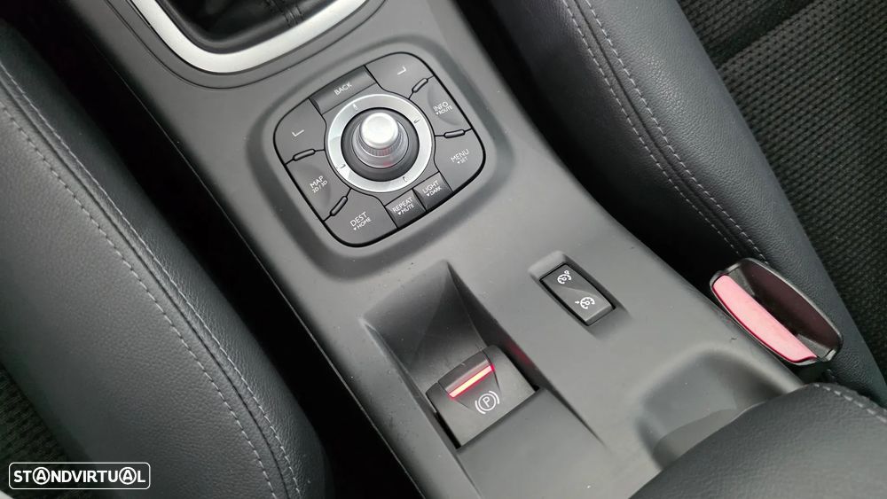 Renault Mégane Sport Tourer 1.4 TCE Dynamique S - 33